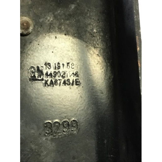 Кронштейн підсилювача бампера передній правий Opel Corsa D 2006-2014 13191881